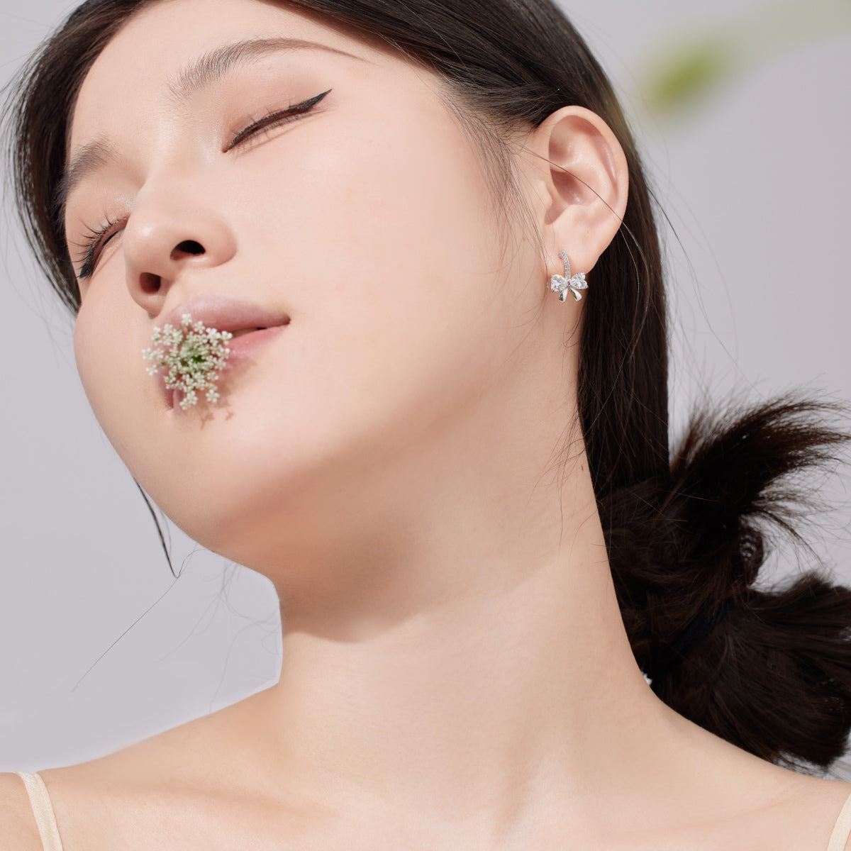 [Love More]Exquisite Earrings With Heart-Shaped Bow Design