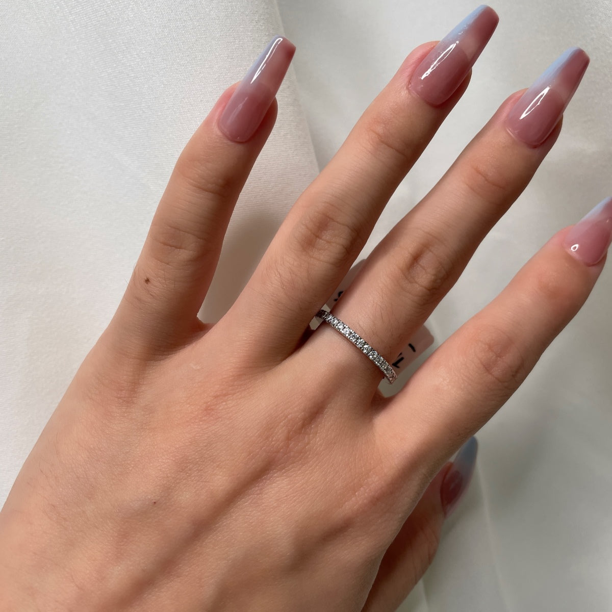 [Love More]Delicate Sparkling Round Cut Daily Ring