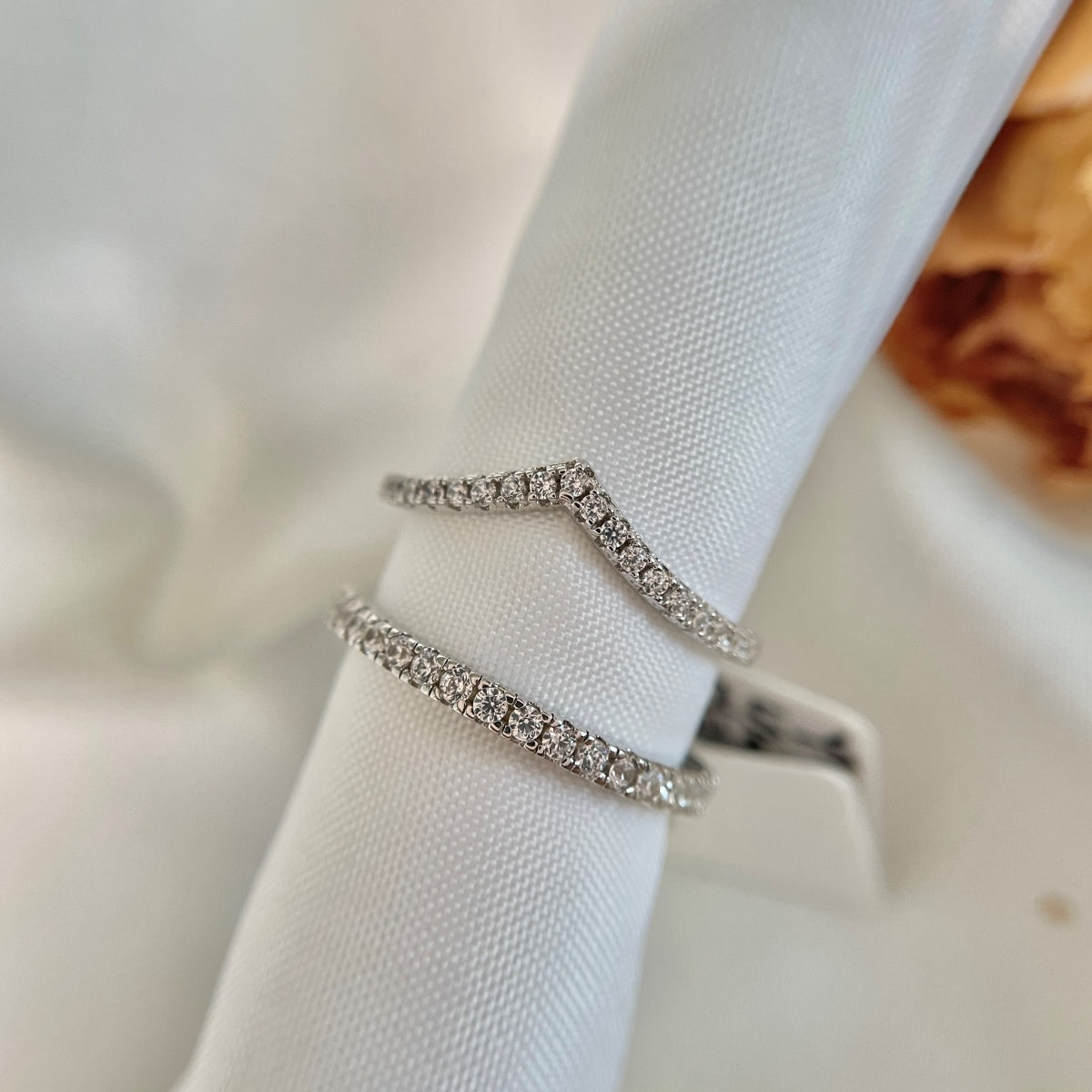 [Love More]Elaborate Tennis Band Ring