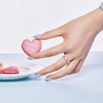 [Love More]Delicate Vibrant Emerald Cut Daily Ring
