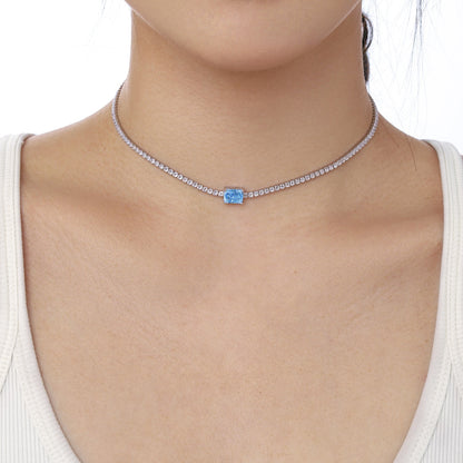 [Love More]2.0 carat Ornate Emerald Cut Necklace