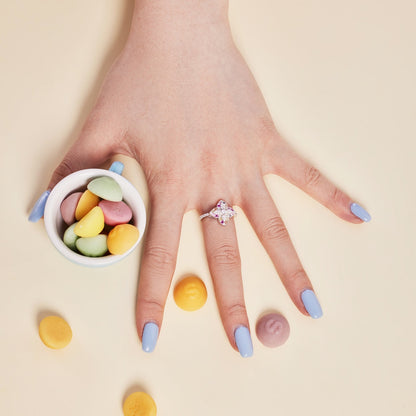 [Love More]Luxurious Colorful Flower Shape Banquet Ring