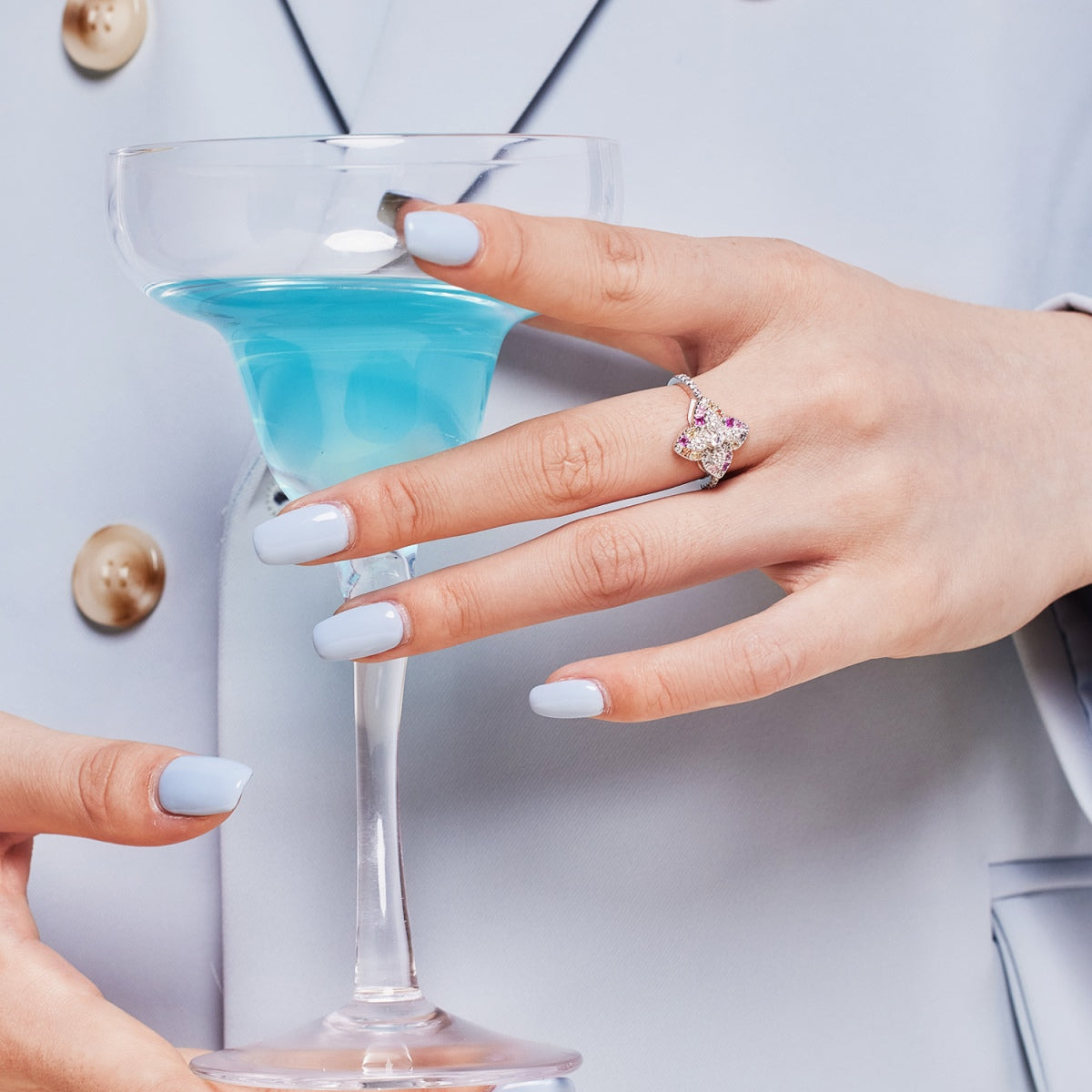 [Love More]Luxurious Colorful Flower Shape Banquet Ring