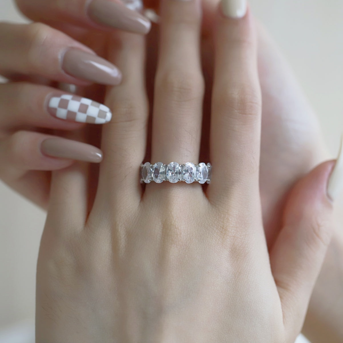 [Love More]Dainty Elongated Cushion Cut Tennis Ring
