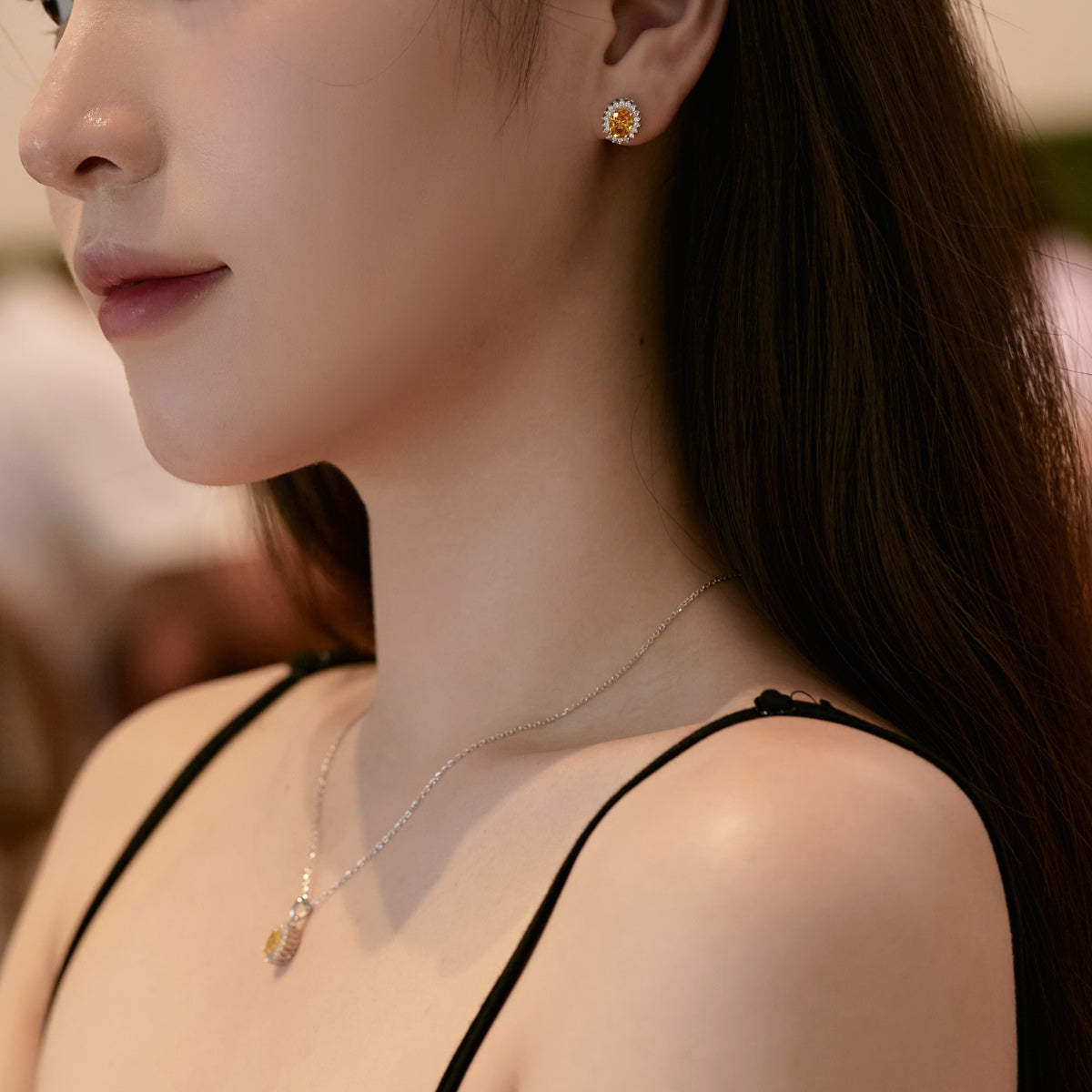 [Love More]Delicate Radiant Oval Cut Daily Earrings