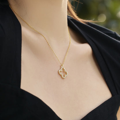 [Love More]Four-Leaf Clover Hollow Design Exquisite Necklace