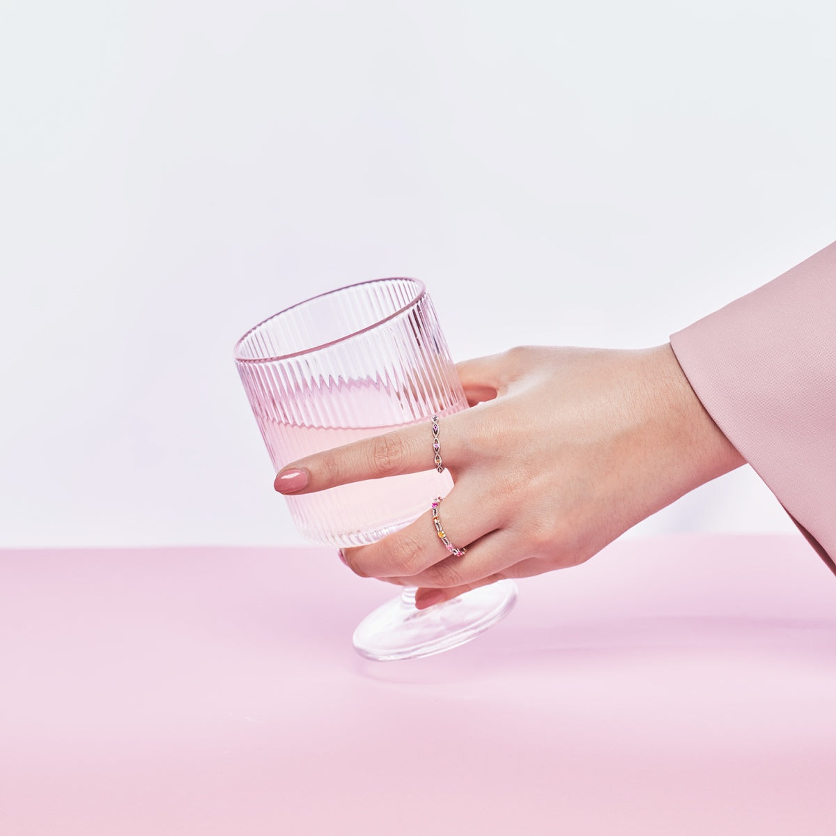 [Love More]Elegant Energetic Round Cut Daily Ring