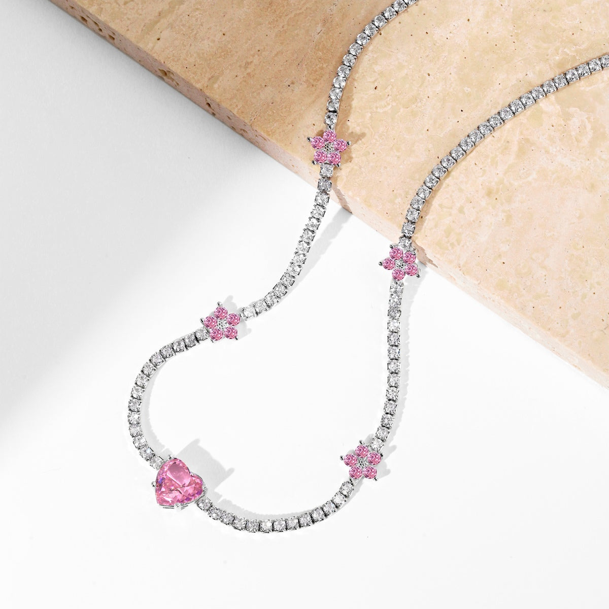 [Love More]Dazzling Pink Heart Flower Necklace