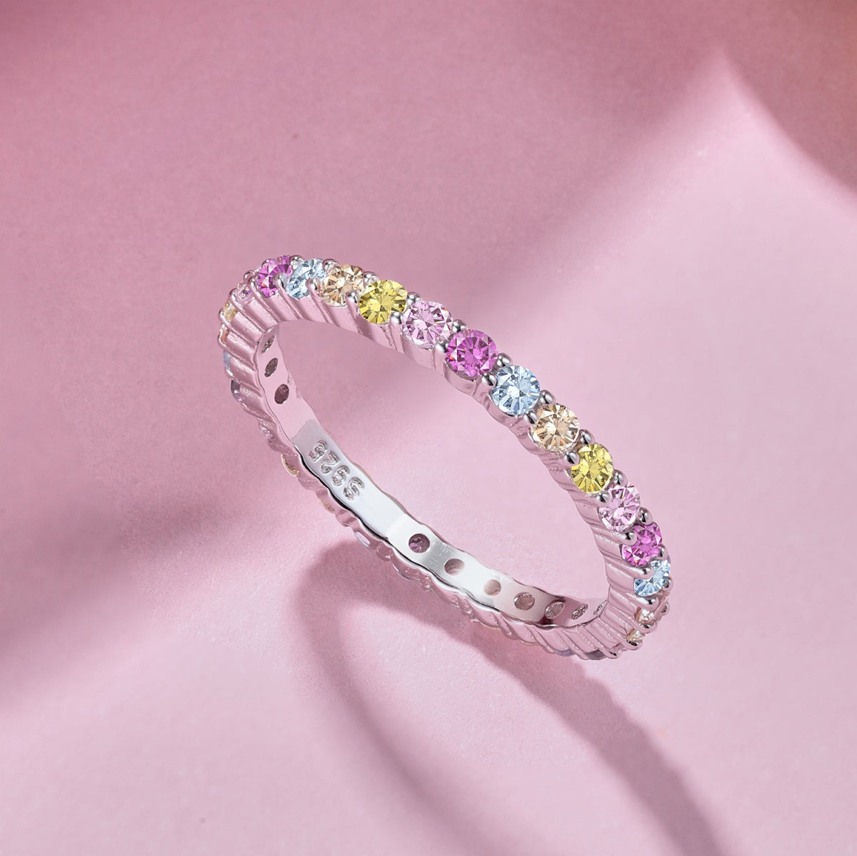 [Love More]Elegant Vivid Round Cut Daily Ring