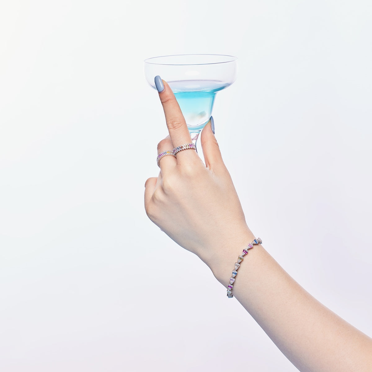 [Love More]Radiant Water Drop Shape Daily Bracelet
