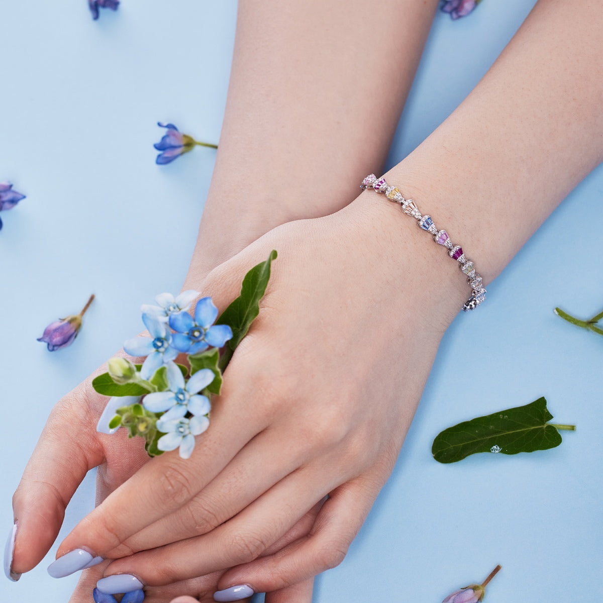 [Love More]Radiant Water Drop Shape Daily Bracelet
