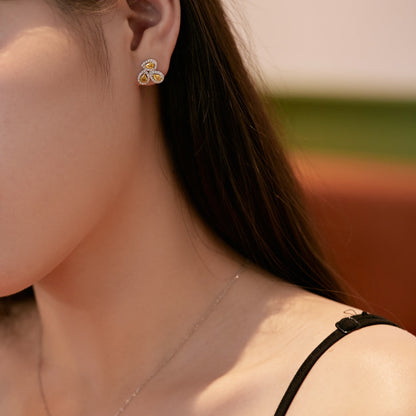 [Love More]Ornate Flower Shape Pear Cut Lover Earrings