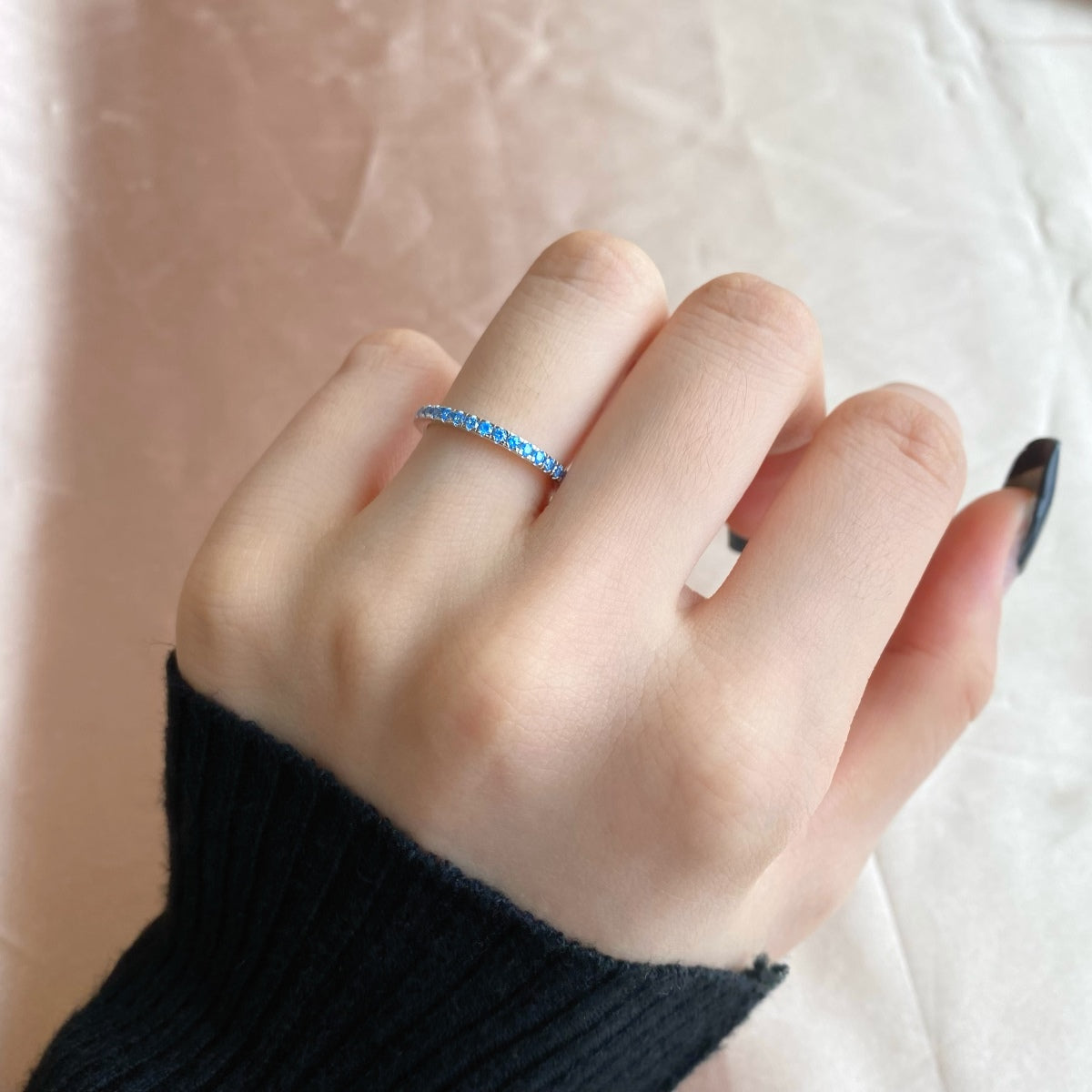 [Love More]Delicate Sparkling Round Cut Daily Ring
