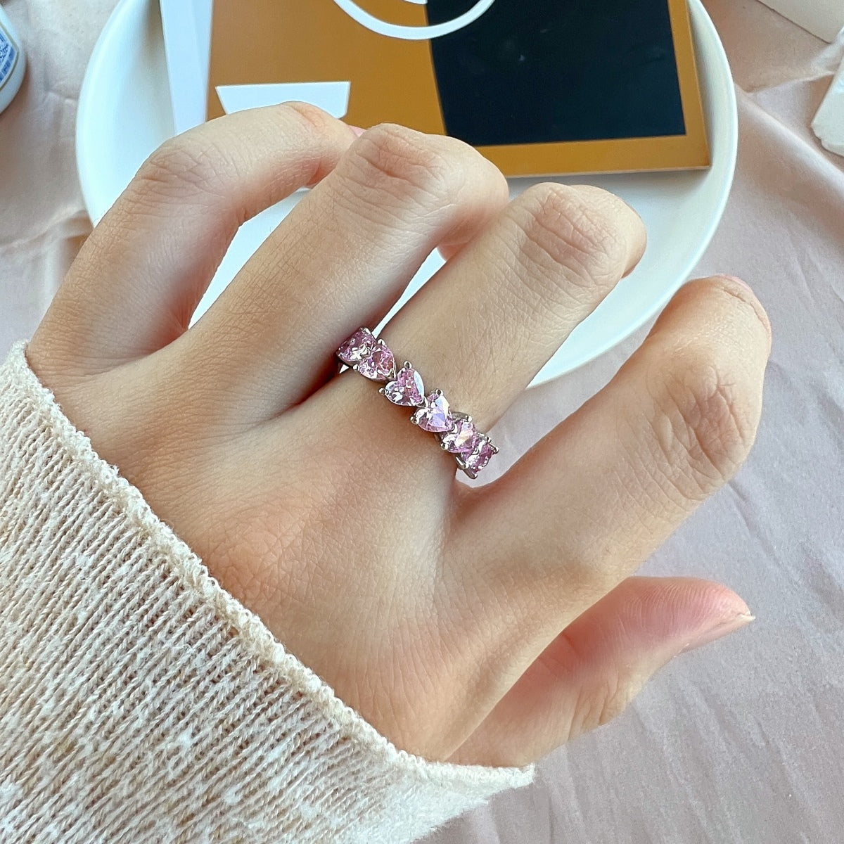 [Love More]0.25 Carat Radiant Romance Heart Cut Lover Ring