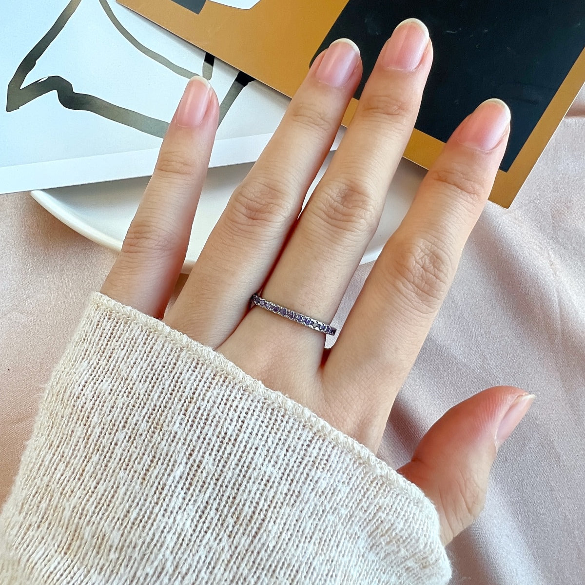 [Love More]Delicate Sparkling Round Cut Daily Ring