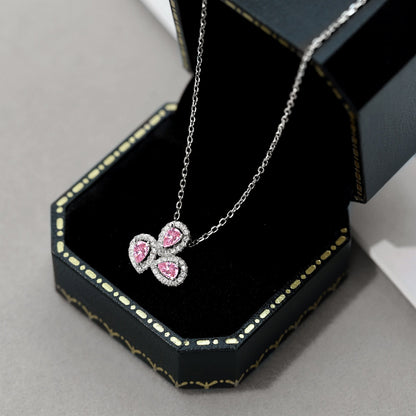 [Love More]Elegant Flower Shape Pear Cut Necklace