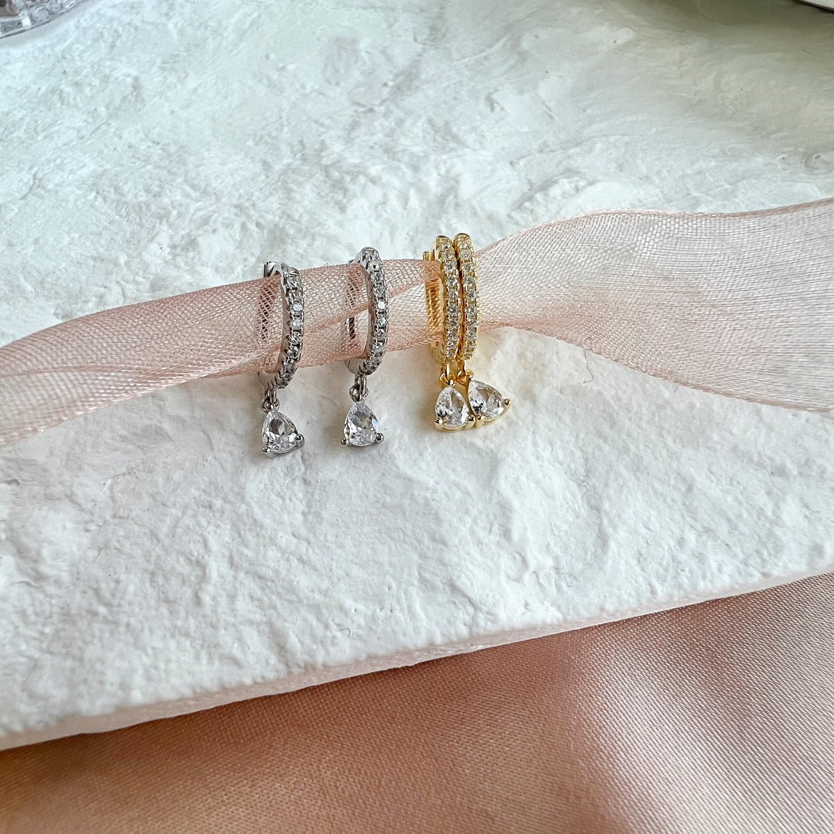 [Love More]Luxurious Geometric Drop Earrings