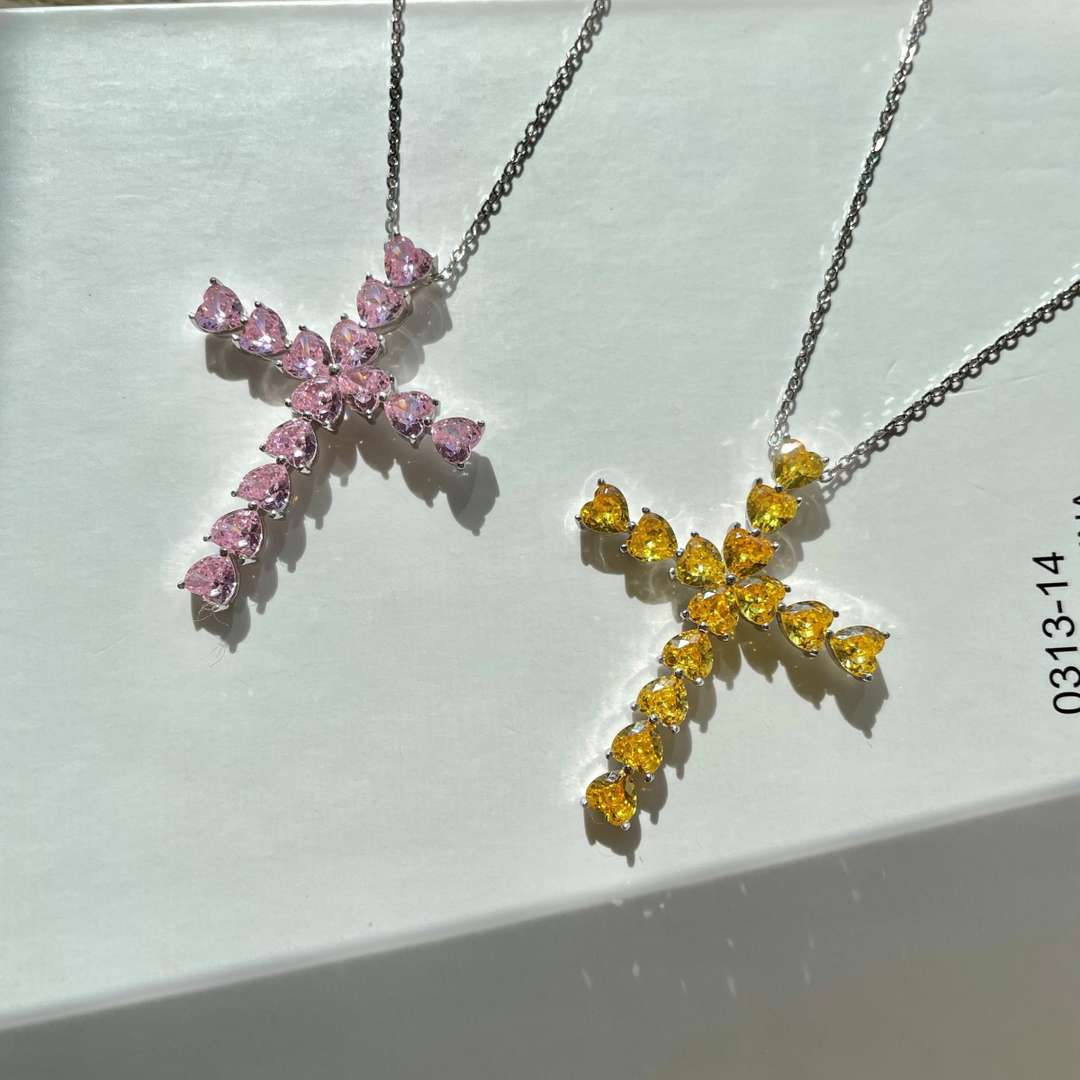 [Love More]Radiant Cross Shape Necklace