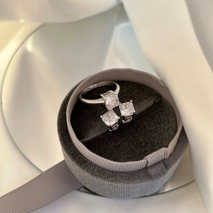 [Love More]1.0 Carat Radiant Princess Cut Wedding Earrings