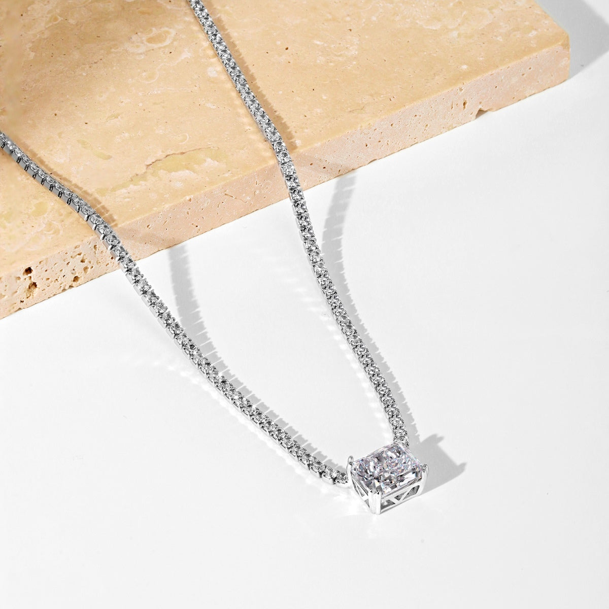 [Love More]4.0 Carat Elegant Radiant Cut Necklace