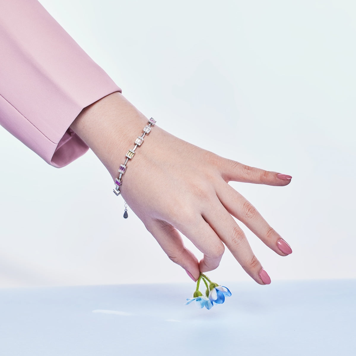 [Love More]Dainty Charming Emerald Cut Daily Bracelet