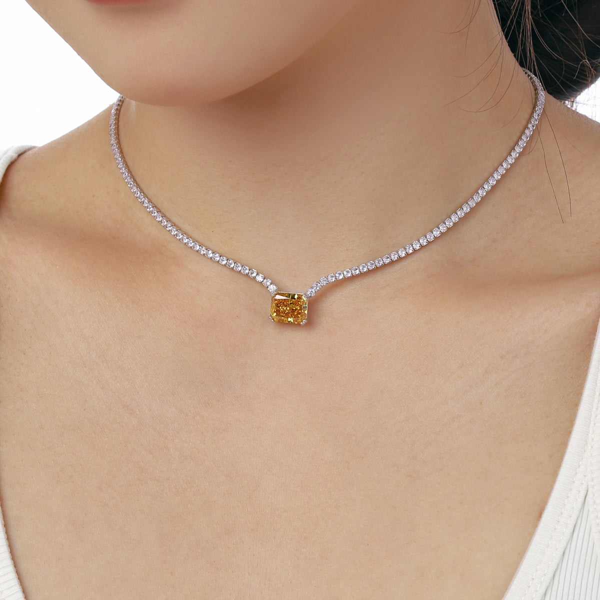 [Love More]4.0 Carat Elegant Radiant Cut Necklace