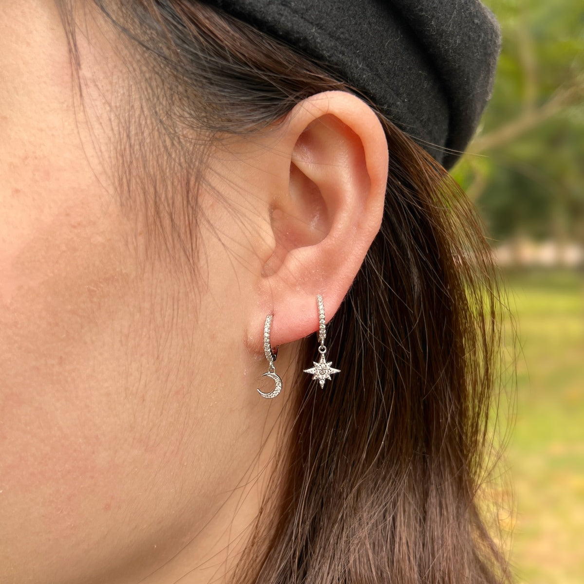 [Love More]Star and Moon Asymmetric Earrings