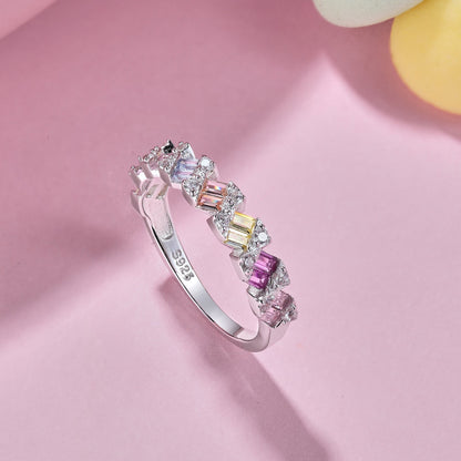 [Love More]Delicate Vibrant Emerald Cut Daily Ring
