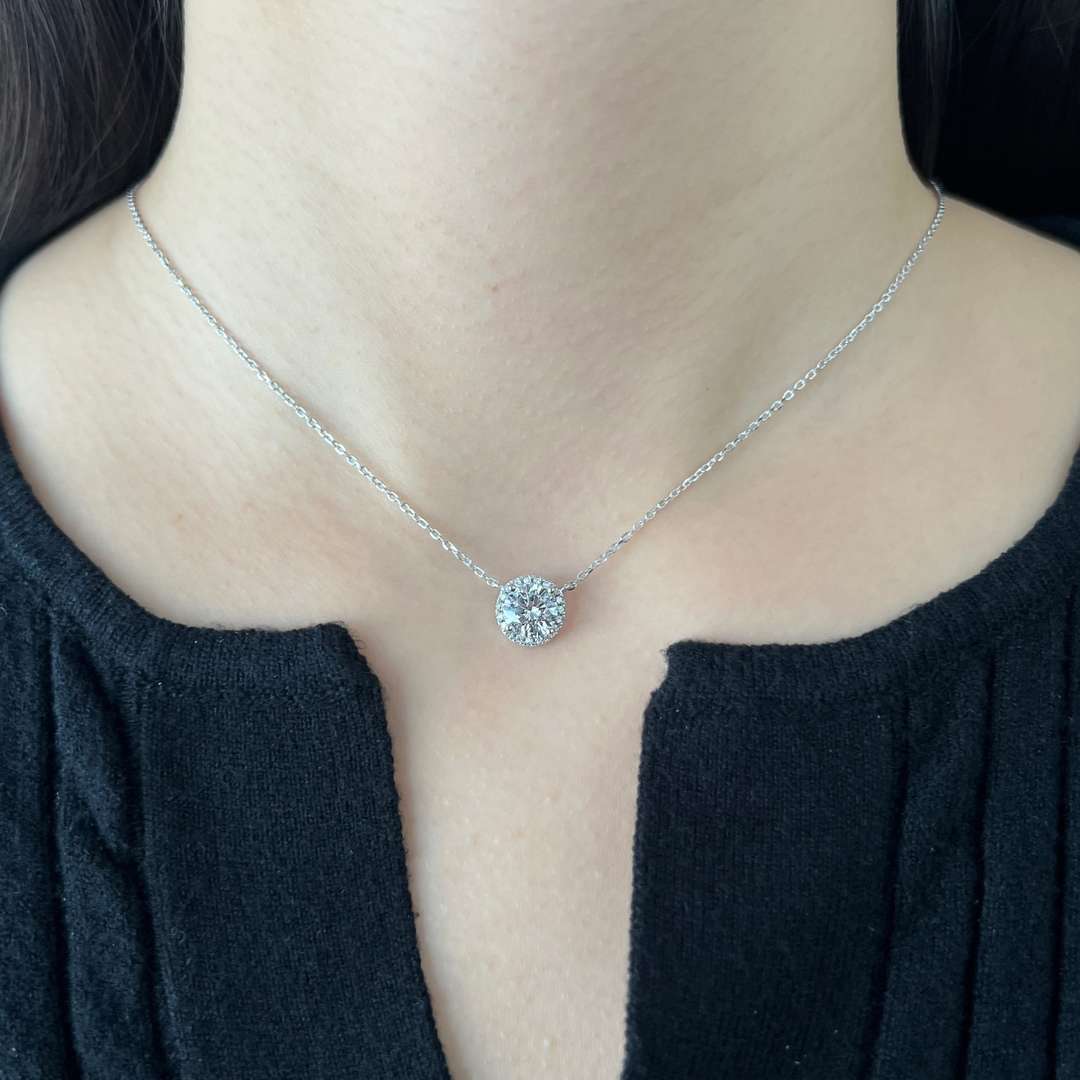 [Love More]Luxurious Round Cut Necklace