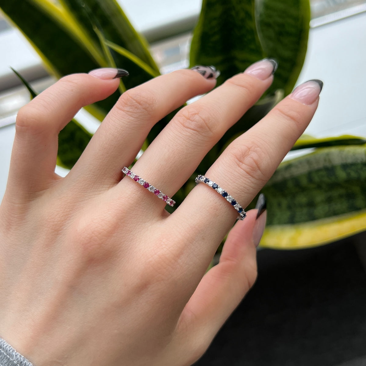 [Love More]Exquisite Colorful Round Cut Tennis Ring