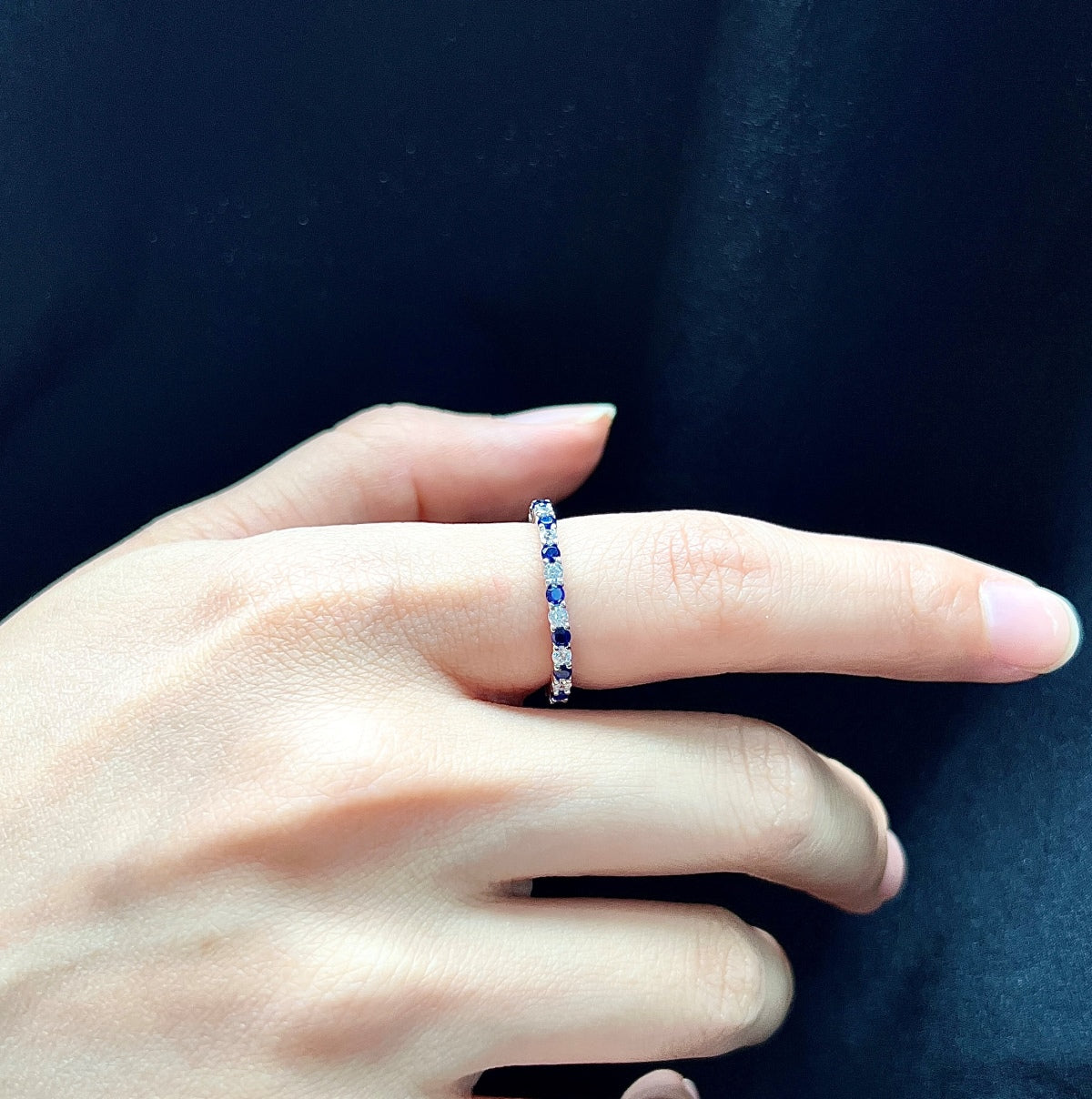 [Love More]Exquisite Colorful Round Cut Tennis Ring