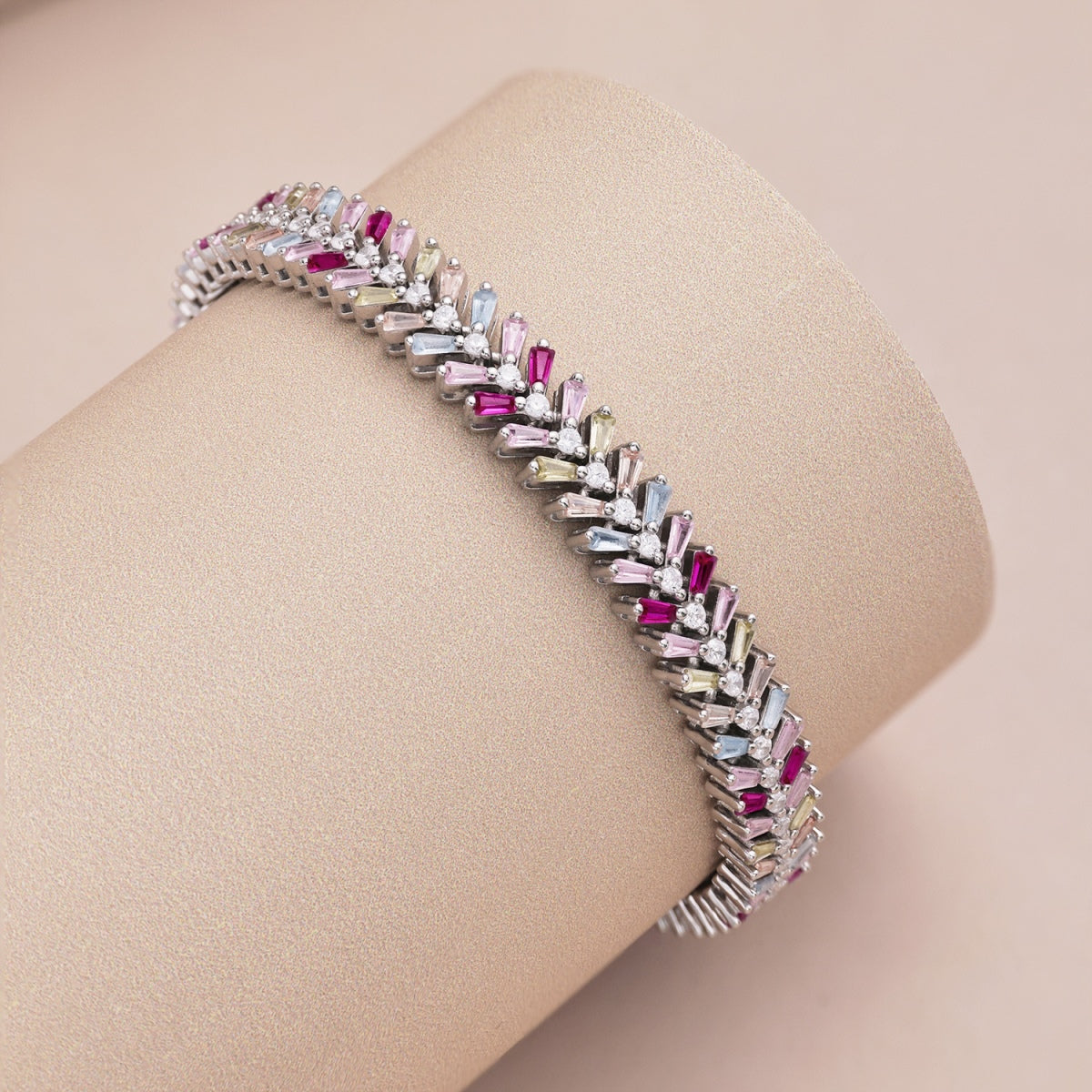 [Love More]Dainty Radiant Emerald Cut Daily Bracelet