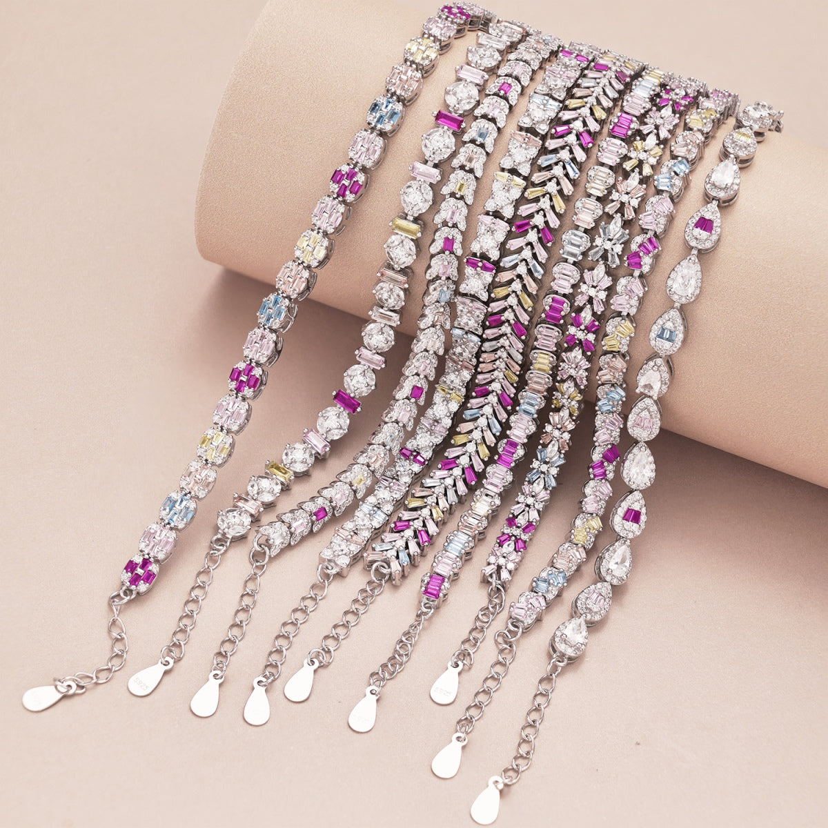 [Love More]Dainty Radiant Emerald Cut Daily Bracelet