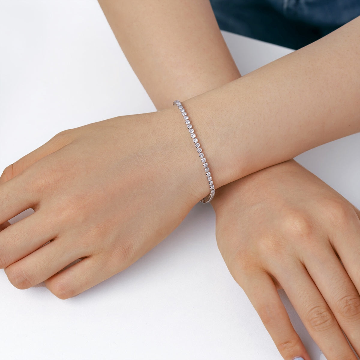 [Love More]Dazzling Sparkling Round Cut Daily Bracelet