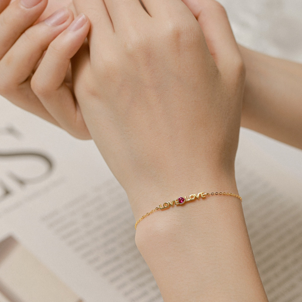 [Love More]Romantic Heart Shape Lover Bracelet