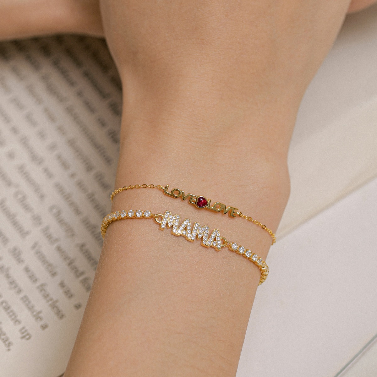 [Love More]Romantic Heart Shape Lover Bracelet