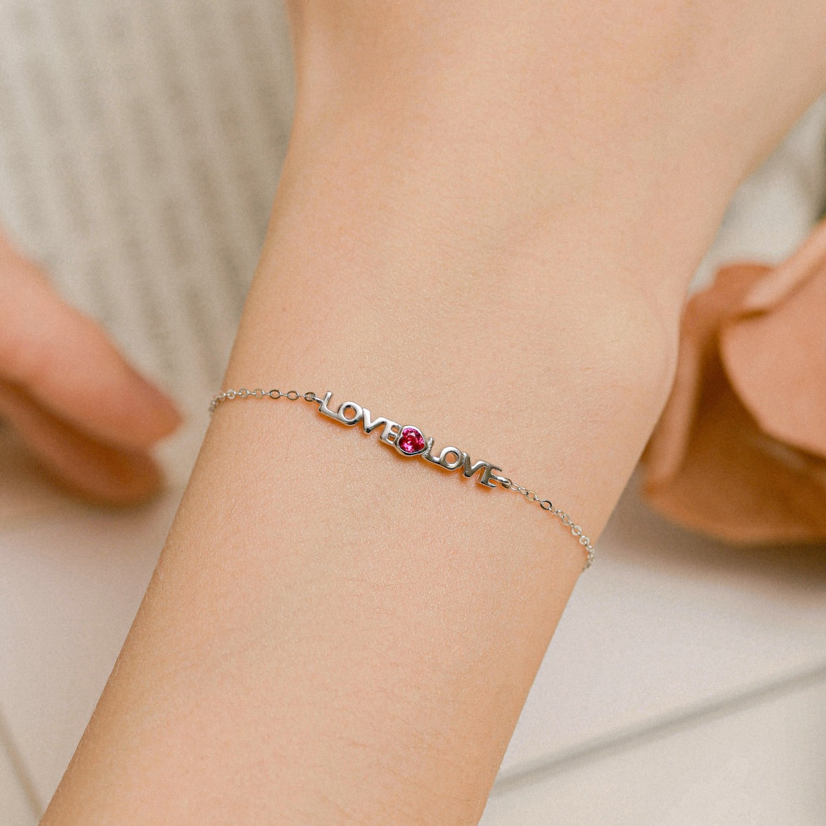 [Love More]Romantic Heart Shape Lover Bracelet