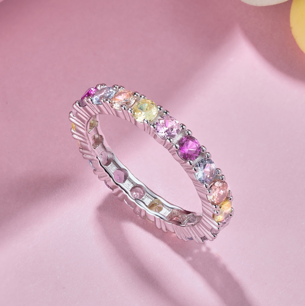 [Love More]Dazzling Lustrous Round Cut Tennis Ring