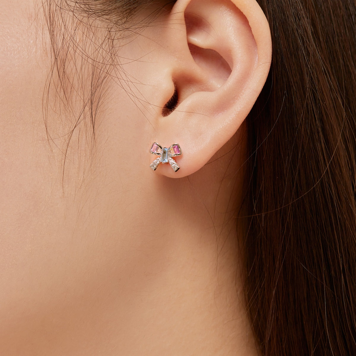 [Love More]Ornate Butterfly Shape Daily Earrings