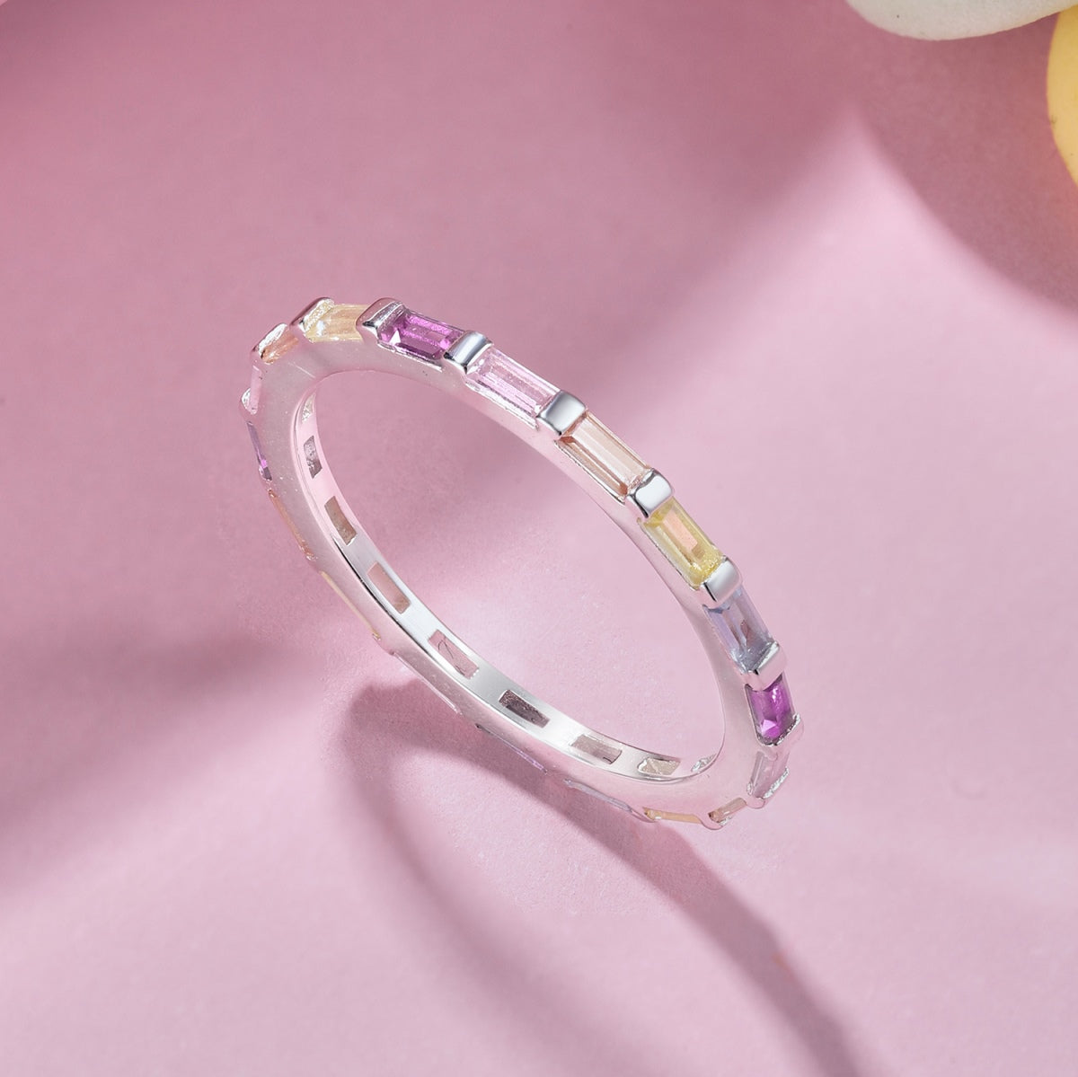 [Love More]Exquisite Multicolored Emerald Cut Daily Ring