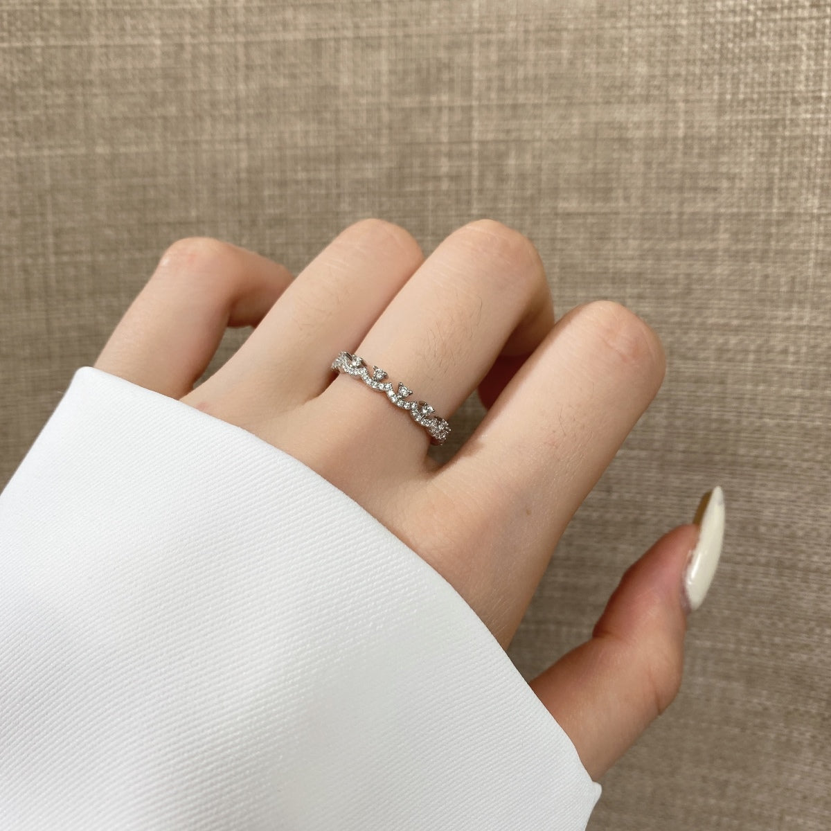 [Love More]Elegant Resplendent Round Shape Party Ring