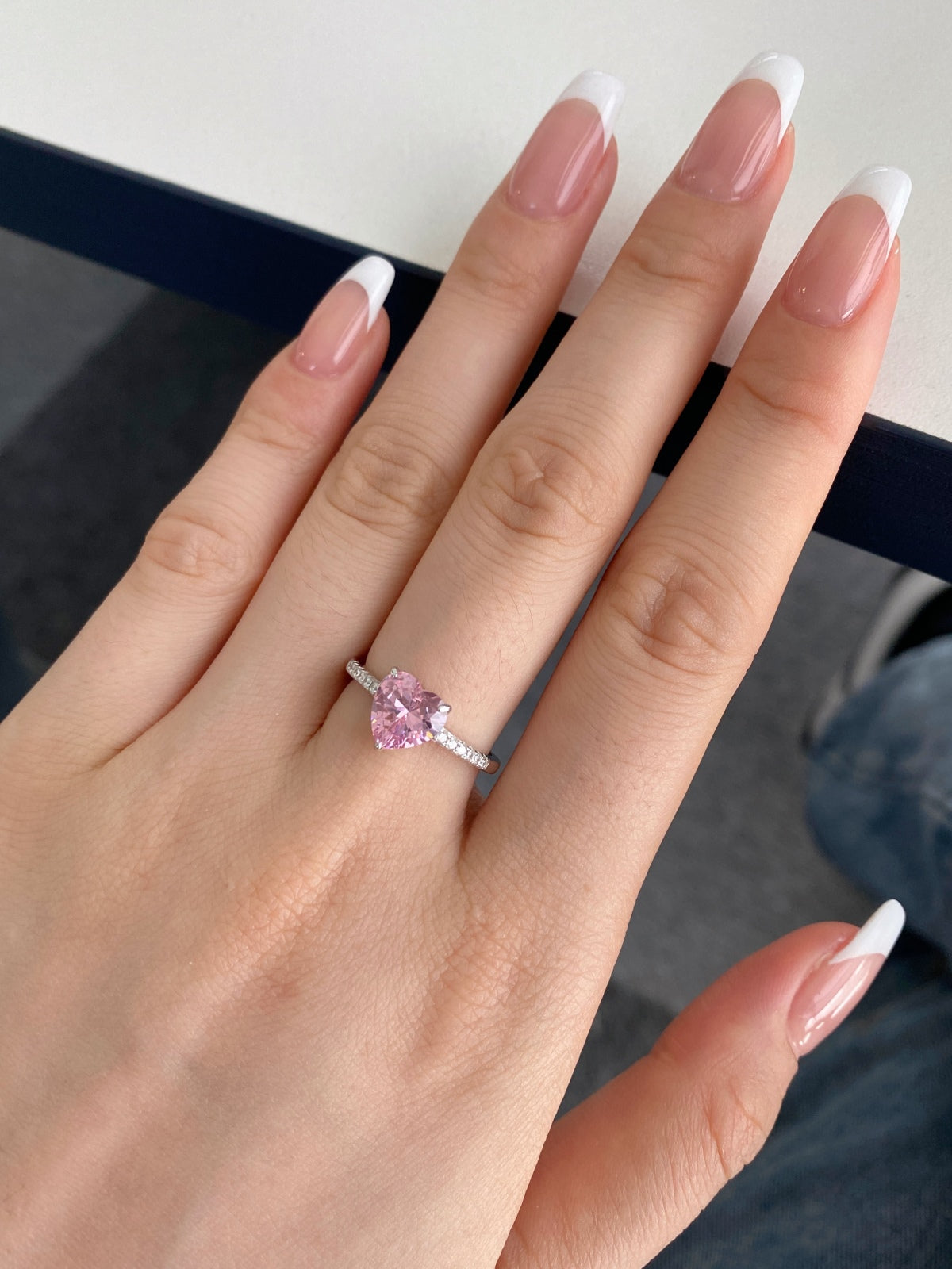[Love More]2.0 Carat Dazzling Lustrous Heart Cut Lover Ring