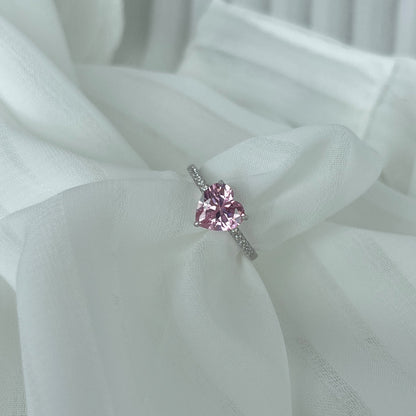 [Love More]2.0 Carat Dazzling Lustrous Heart Cut Lover Ring