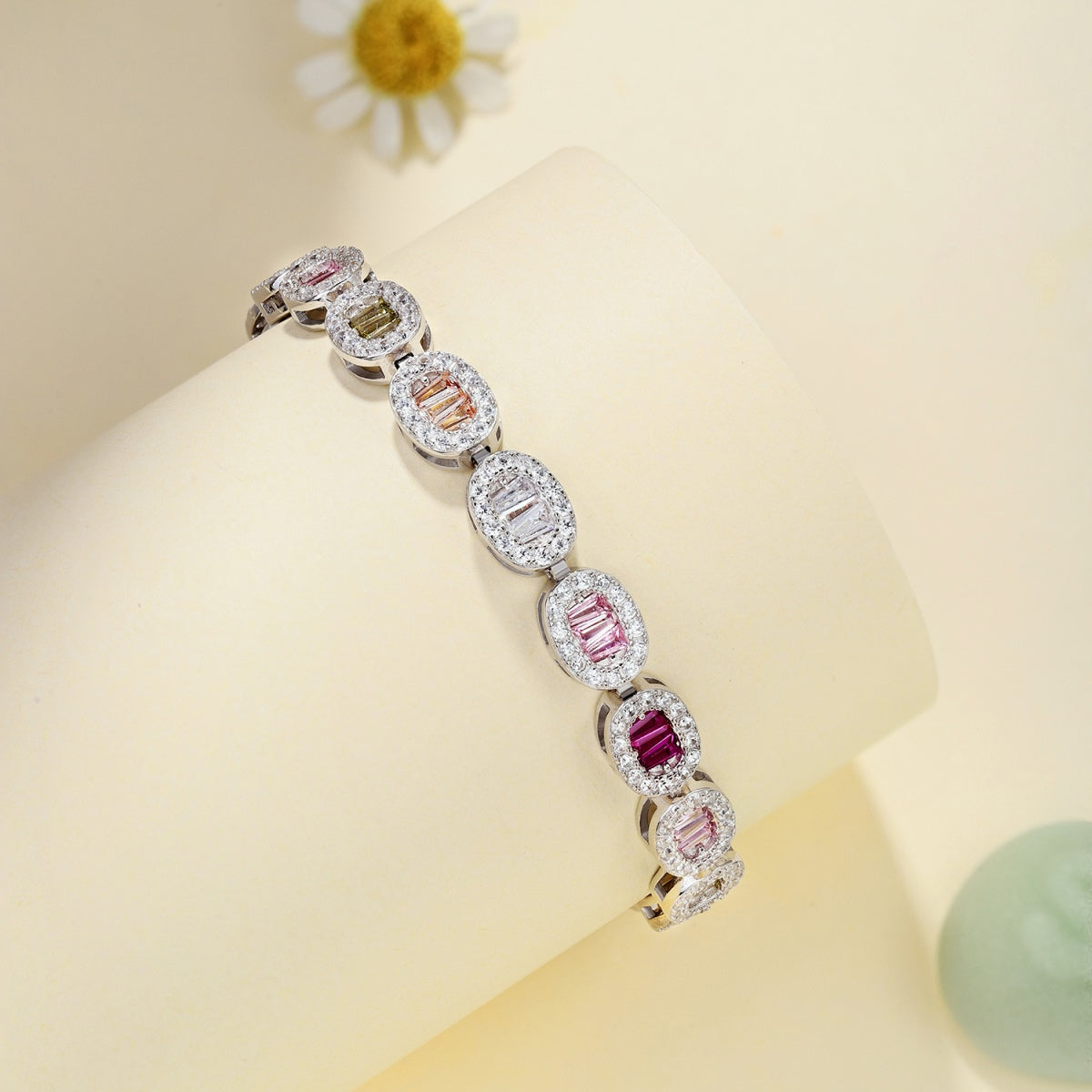 [Love More]Exquisite Ornate Emerald Cut Daily Bracelet