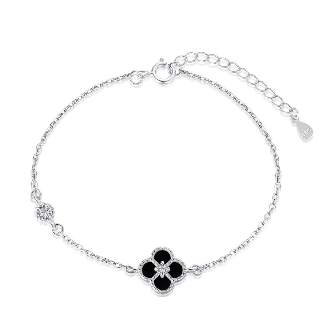[Love More]Delicate Four Leaf Clover Bracelet