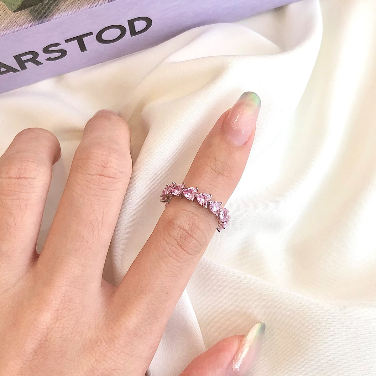 [Love More]0.25 Carat Radiant Romance Heart Cut Lover Ring