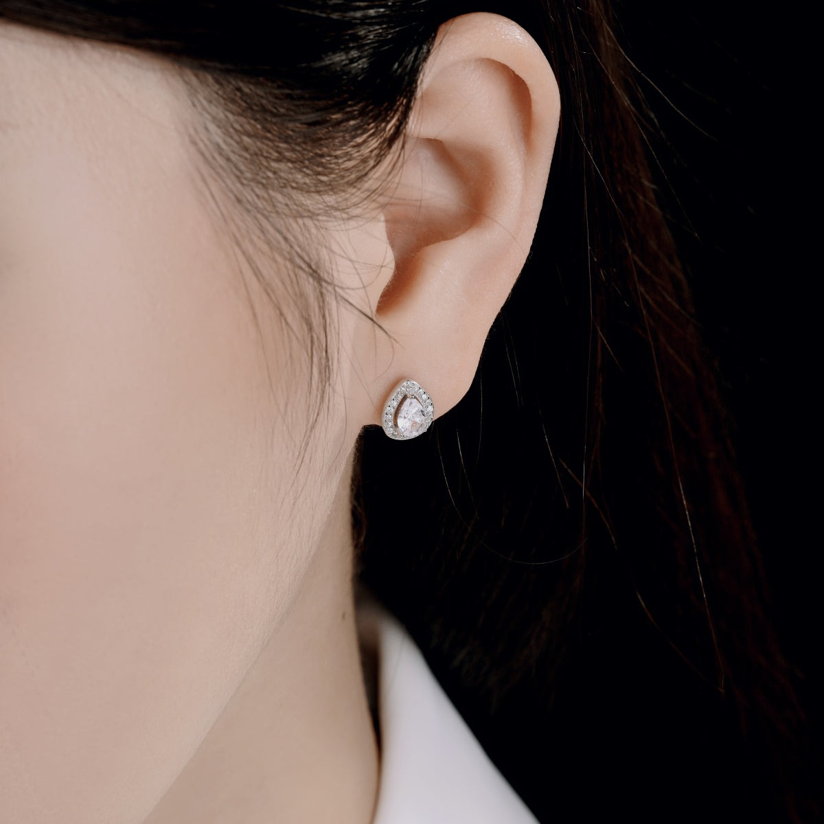 [Love More]Luxurious Water Drop Shape Earrings