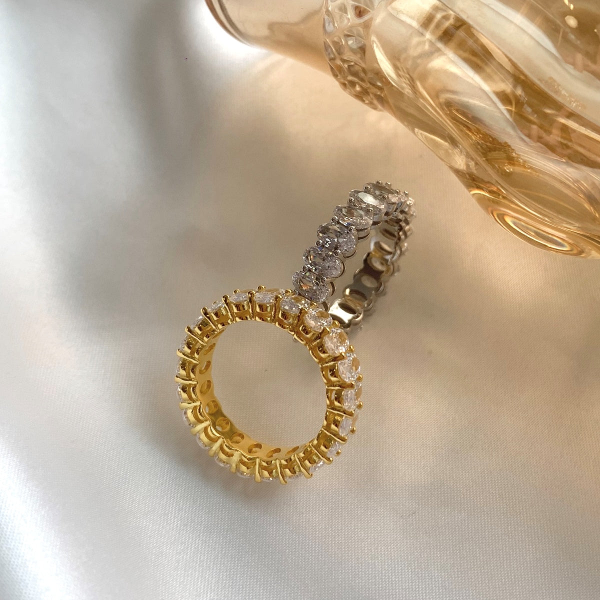 [Love More]Ornate Oval Cut Tennis Ring