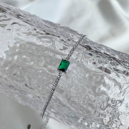 [Love More]1.0 Carat Unique Emerald Cut Banquet Bracelet