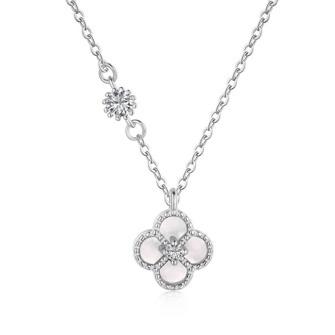 [Love More]Delicate Flower Shape Necklace